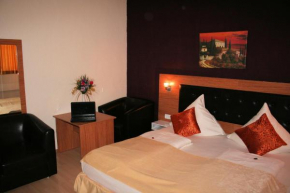 Отель Hotel Drei Kronen  Дортмунд
